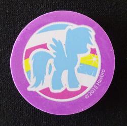 Round Rainbow Dash eraser