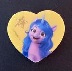 Izzy heart eraser by Egmont