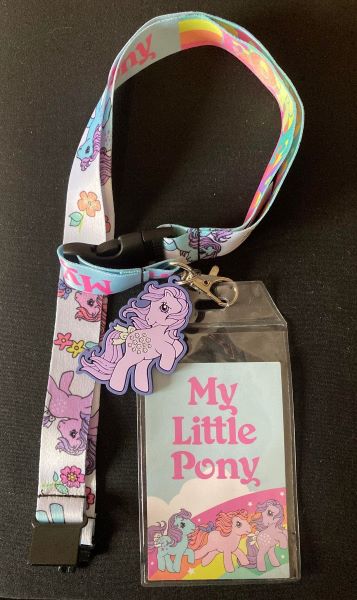 Retro lanyard