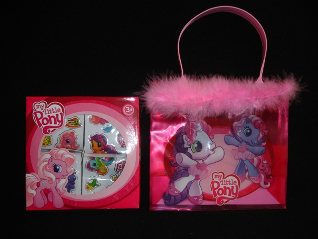 G3.5 Merch from Hungary
Trade with Emese