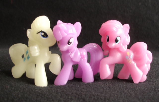 Glow in the dark blindbag ponies
From Sarah