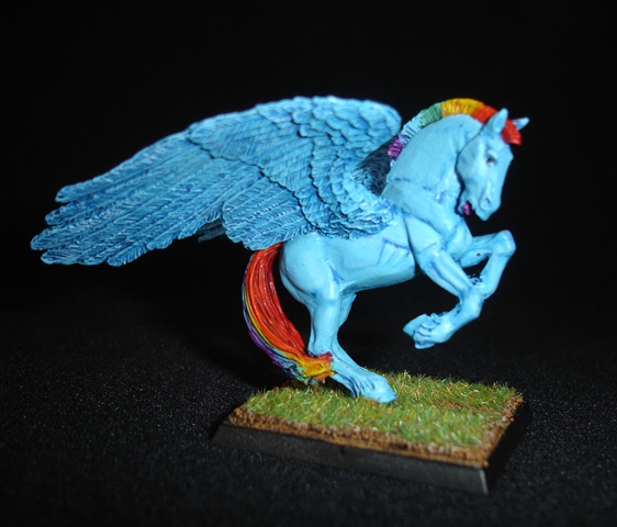 Warhammer Rainbow Dash painted by Yan