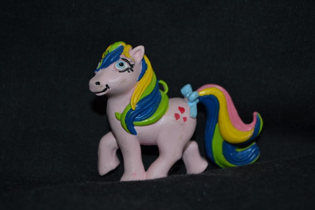 Pink earth pony with hearts