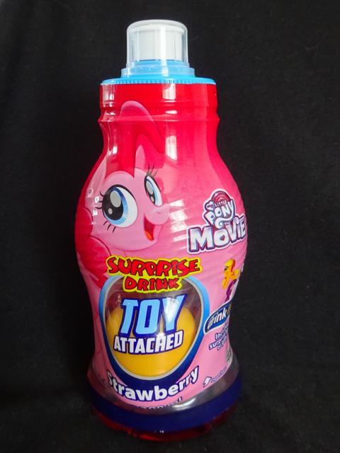 Strawberry drink with toy