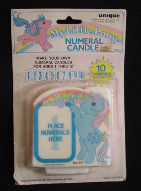 Bowtie numeral candle