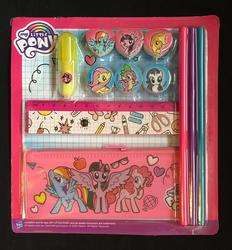 Stationery set with 6 pencil toppers