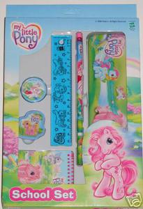 She was also in this set with a pencil sharpener, ruler, note pad, pencil and pencil case
(Pic from Ebay France)