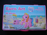 The same eraser could be found in this smaller Euro Art Set featuring Rarity