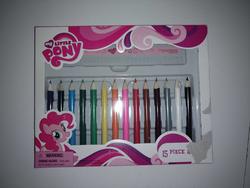 There is a really similar art set out there, without the eraser